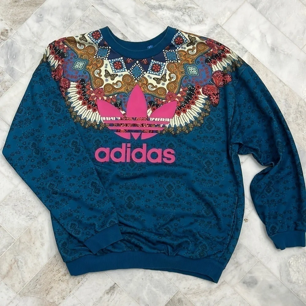 Adidas women sweatshirt, size M, like new. - Picture 1 of 5